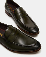 LIGHTNING Dark Green Round-Toe Slip-On Men's Loafer | Steve Madden Sale