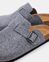 WILDERR Grey Flannel Slip-On Men's Casual Clog | Steve Madden outlet