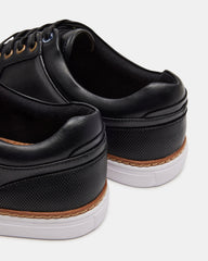GUSS Black Low-Top Men's Casual Shoe | Steve Madden on Sale
