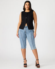 SKINNY DELRAY Denim Women's Fitted Capri Pants | Steve Madden near me