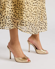 PRIYA Gold Leather Women's Mule | Steve Madden outlet