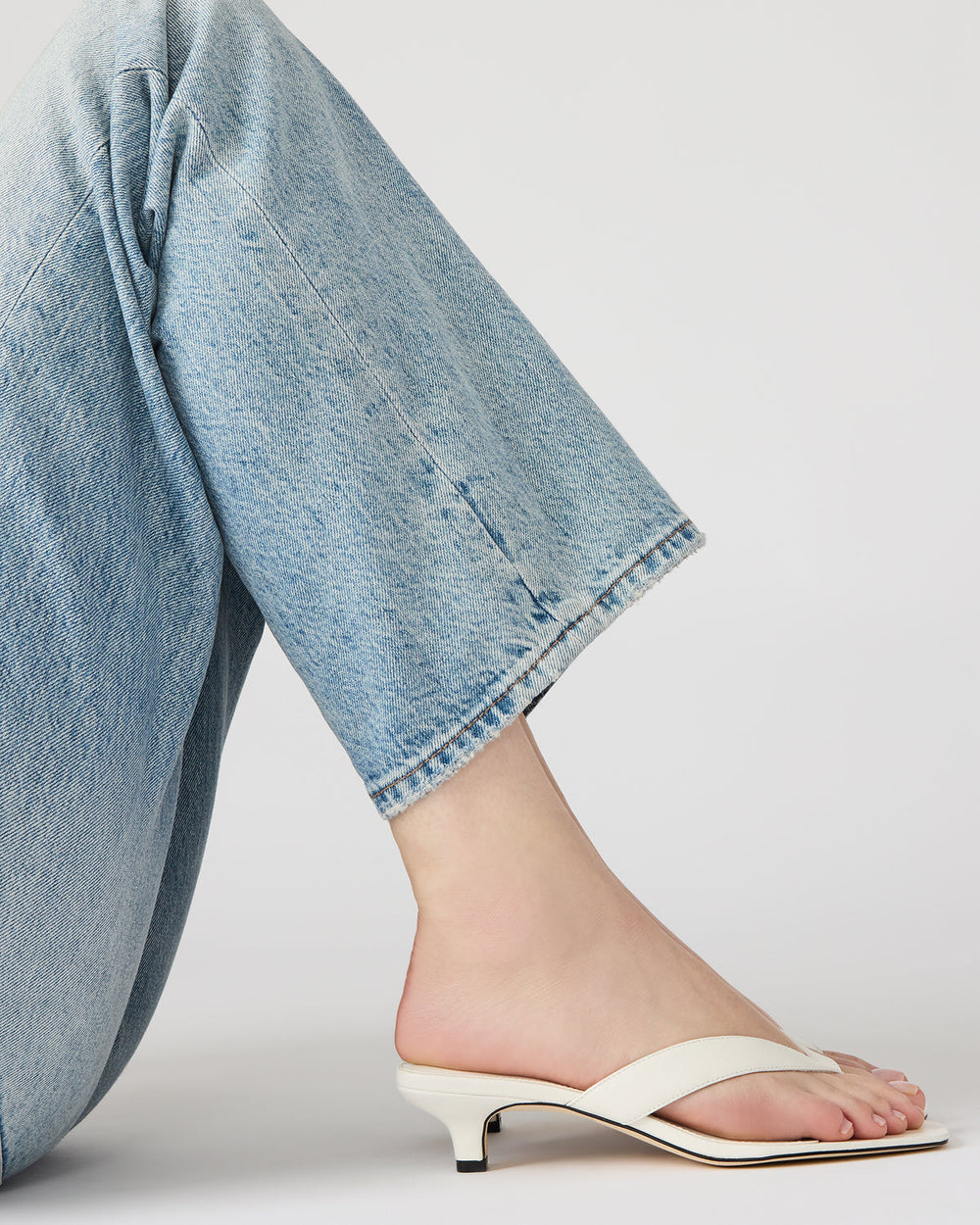 TRACIE White Leather Thong Strap Women's Kitten Heel | Steve Madden US