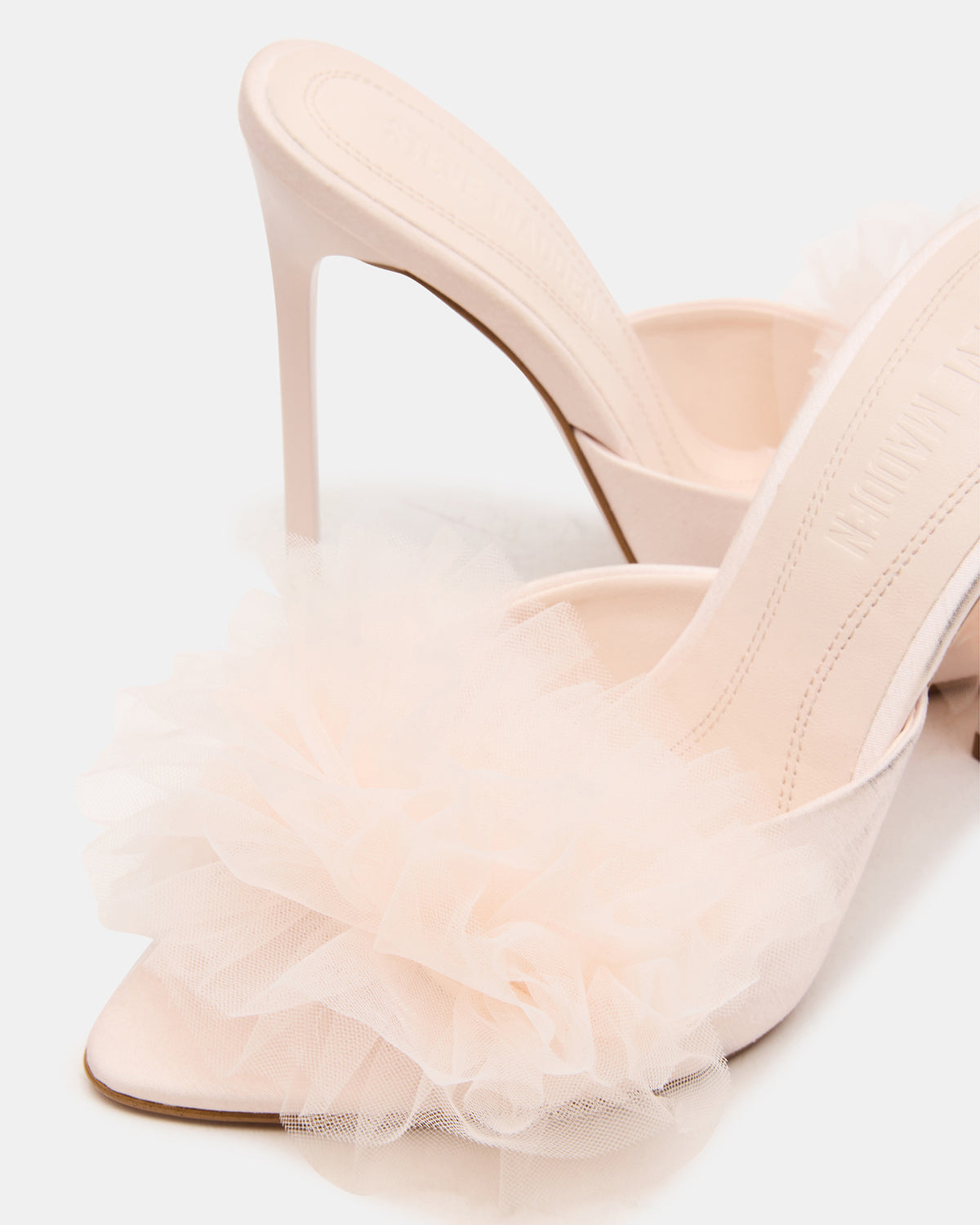 AFFINITY Tulle Light Pink Pointed-Toe Stiletto Mule Women's Heel | Steve Madden US