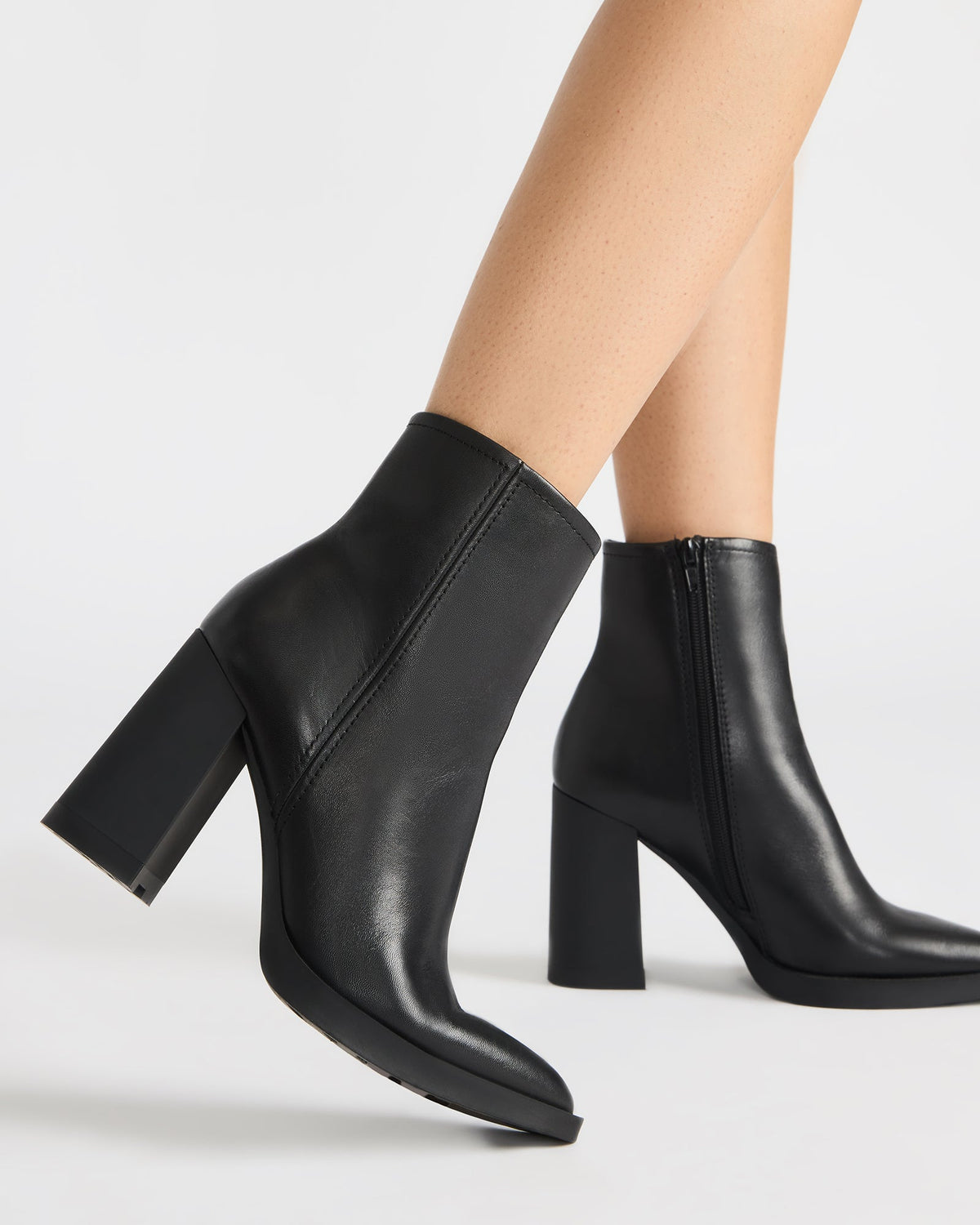 HARDEN Black Leather Women's Pointed-Toe Ankle Boot | Steve Madden US