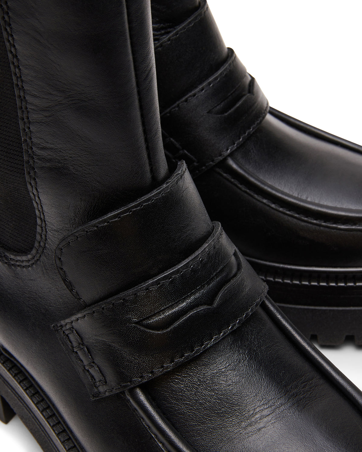 CONWAY Black Leather Platform Lug Chelsea Women's Ankle Boot | Steve Madden online