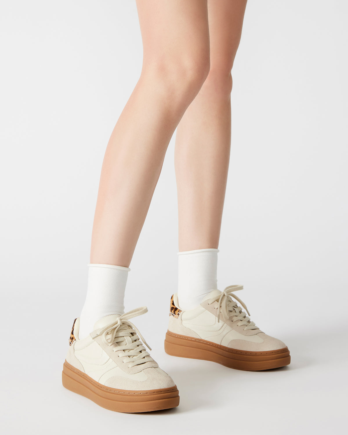 DODGE Bone Multi Low-Top Platform Women's Sneaker | Steve Madden outlet