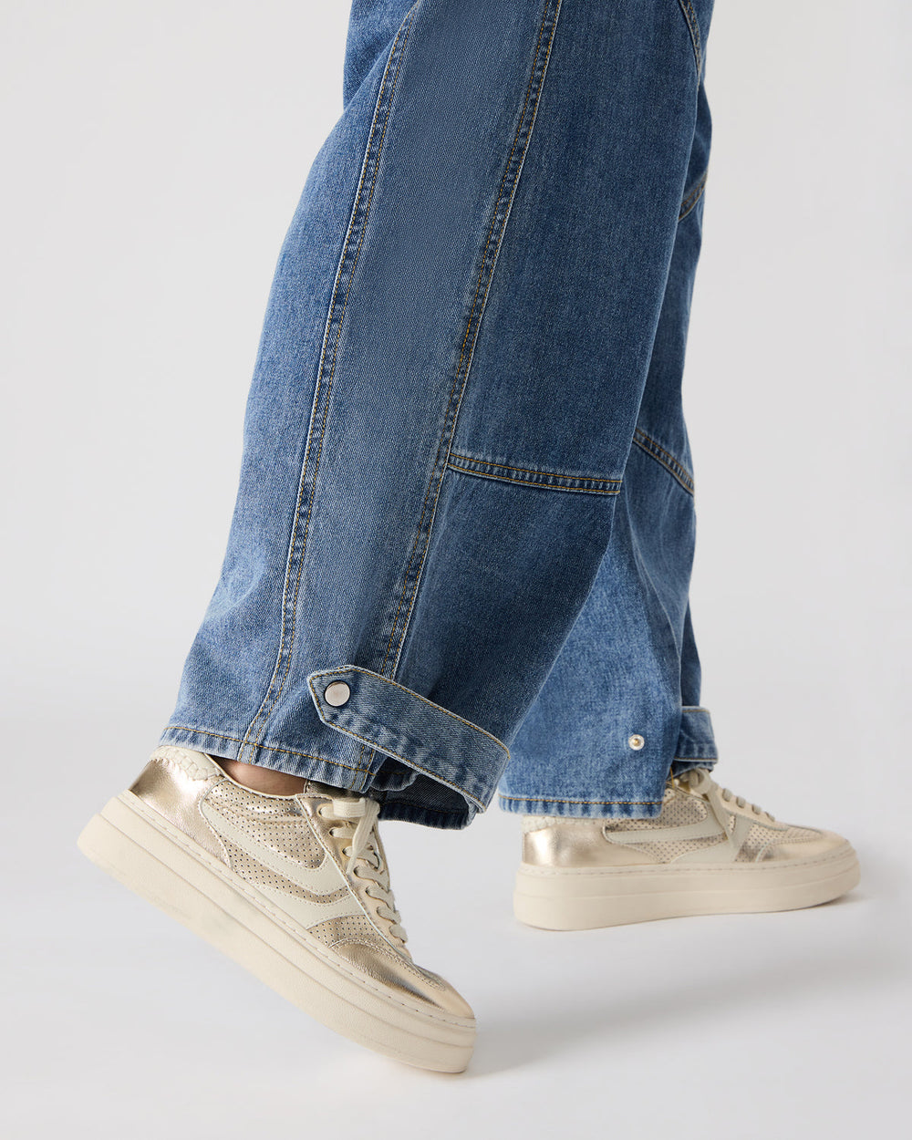 DODGE Perforated Champagne Multi Women's Low-Top Platform Sneaker | Steve Madden outlet