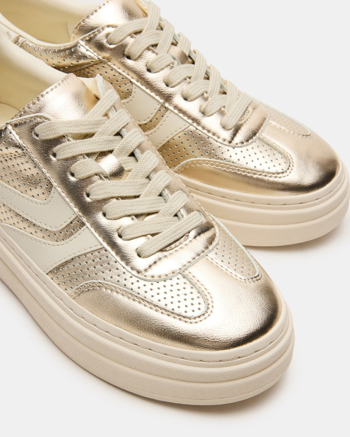 DODGE Perforated Champagne Multi Women's Low-Top Platform Sneaker | Steve Madden outlet