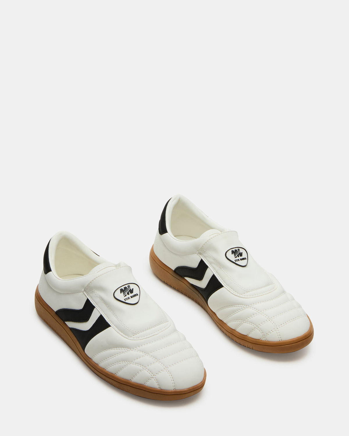 BOLT Black/White Low-Top Sneaker | Women's Sneakers | Steve Madden outlet