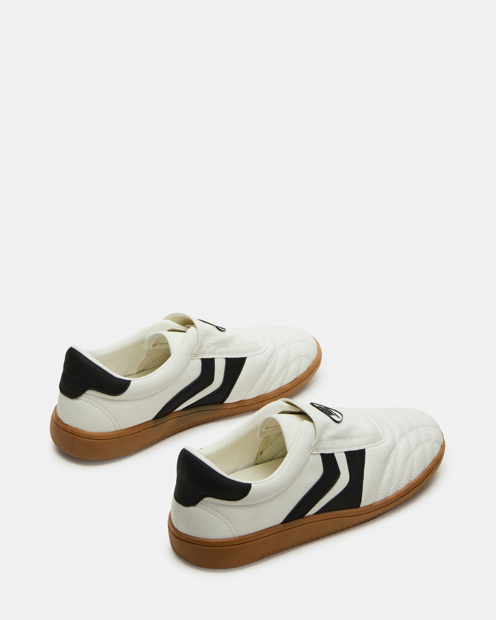 BOLT Black/White Low-Top Sneaker | Women's Sneakers | Steve Madden outlet