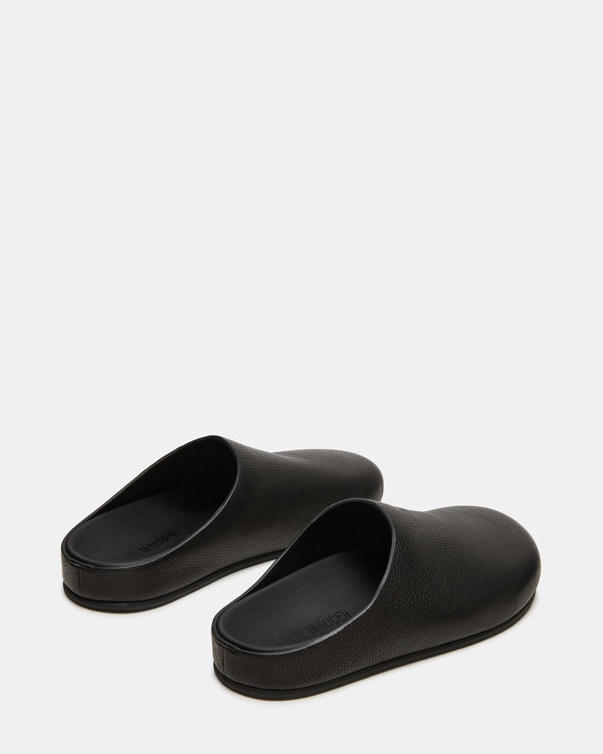 FERN Black Leather Mule Slip-On Round-Toe Women's Flat | Steve Madden US