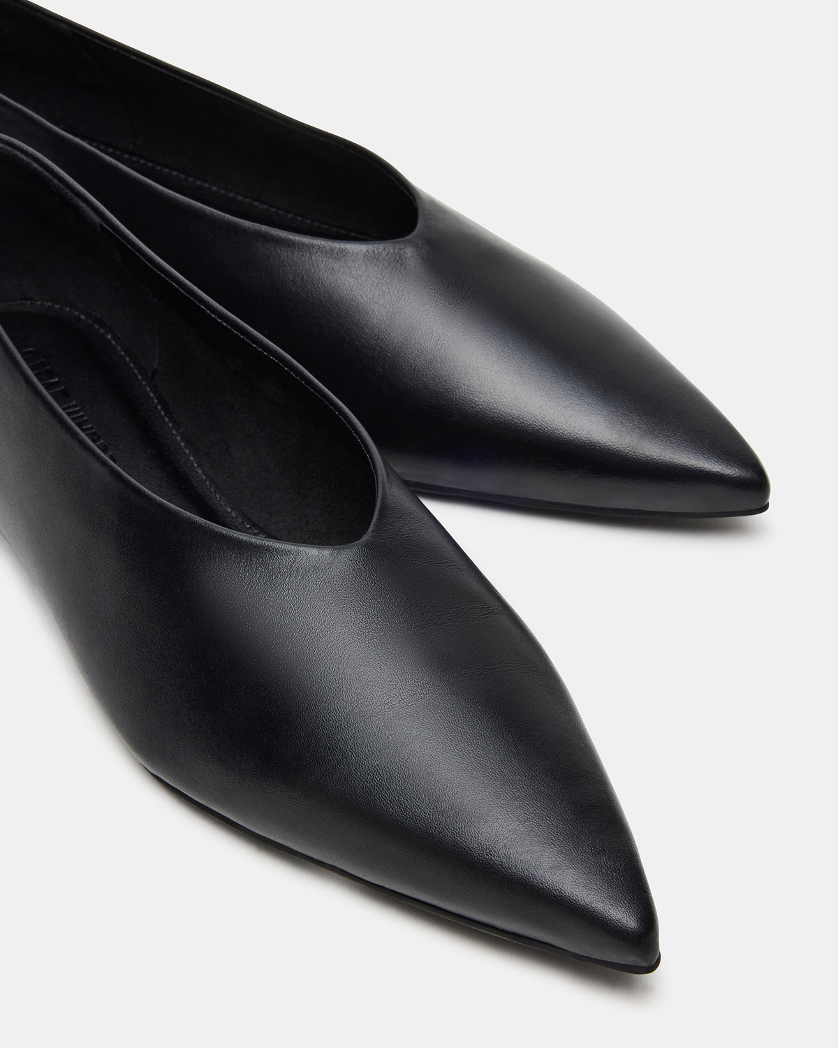 FLOYD Black Leather Pointed-Toe Ballet Women's Flat | Steve Madden outlet