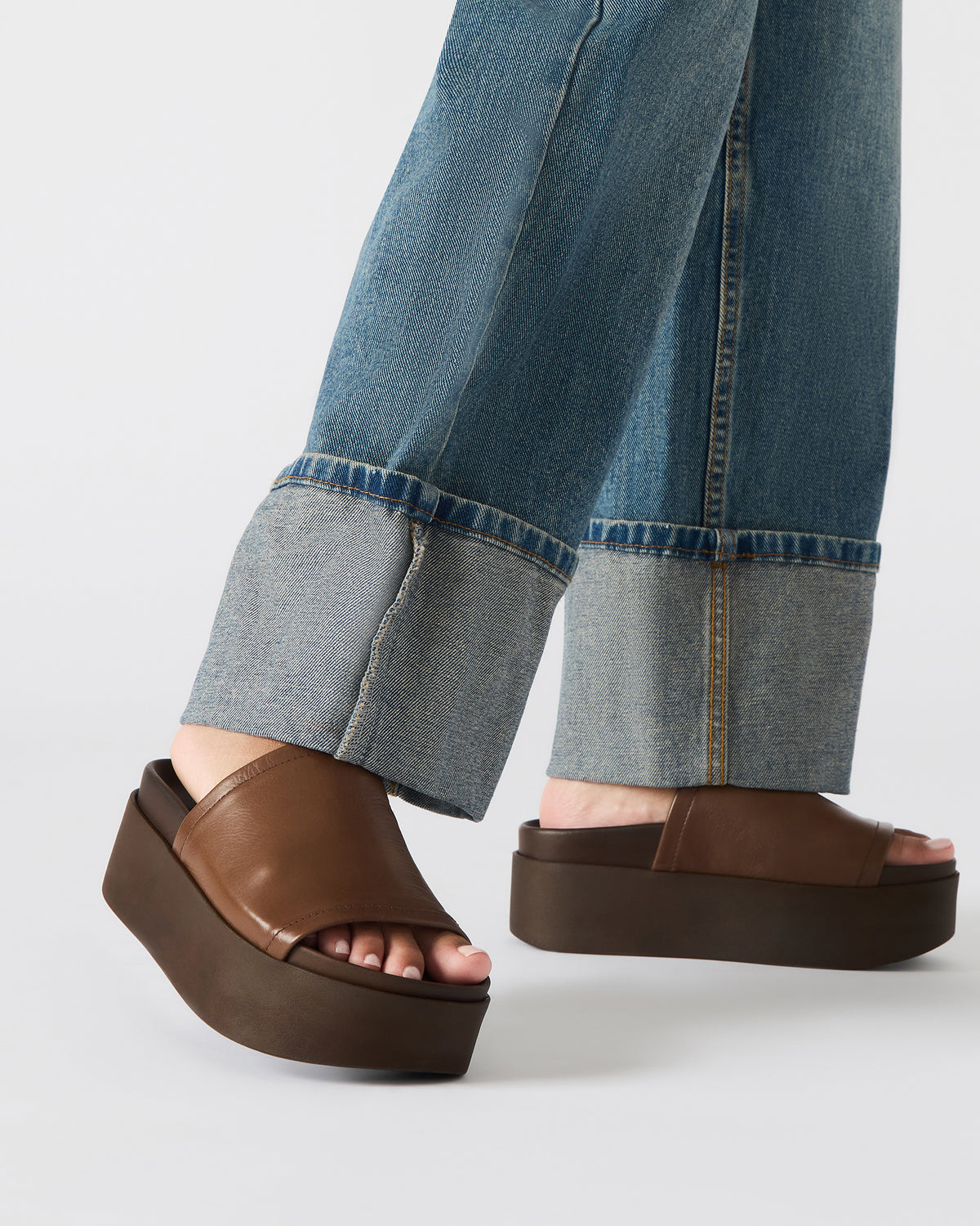 ARWEN Multi Raffia Platform Footbed Slide Chunky Women's Sandal | Steve Madden for Sale