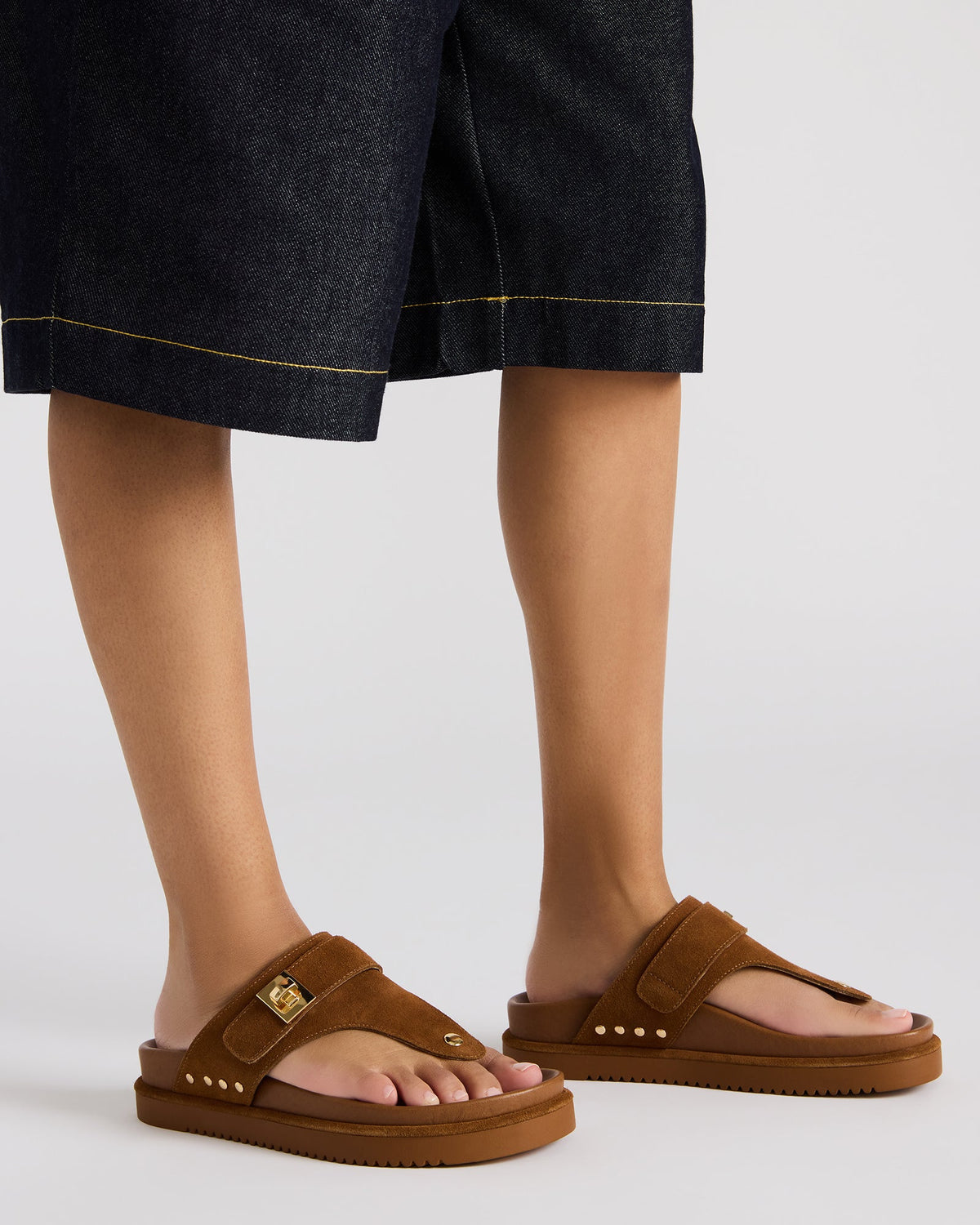 THONA Chestnut Suede Women's Flatform Thong Sandal | Steve Madden Sale