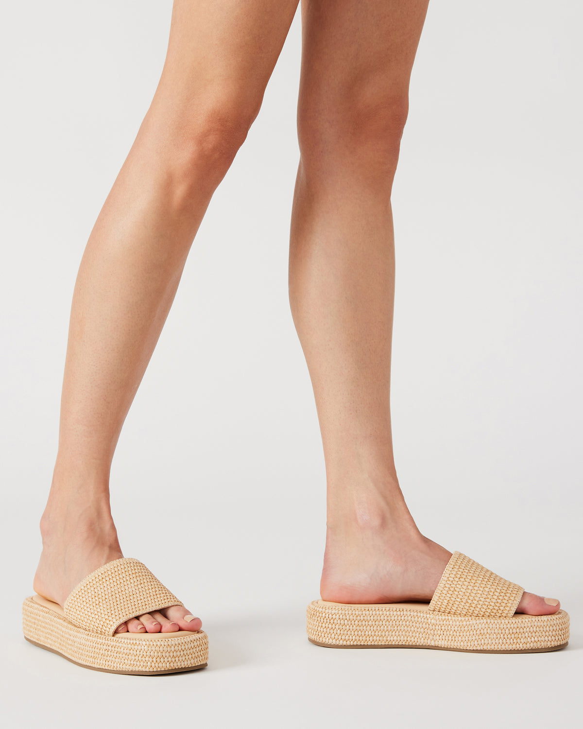 BEACHY Natural Platform Slide Women's Sandal | Steve Madden online