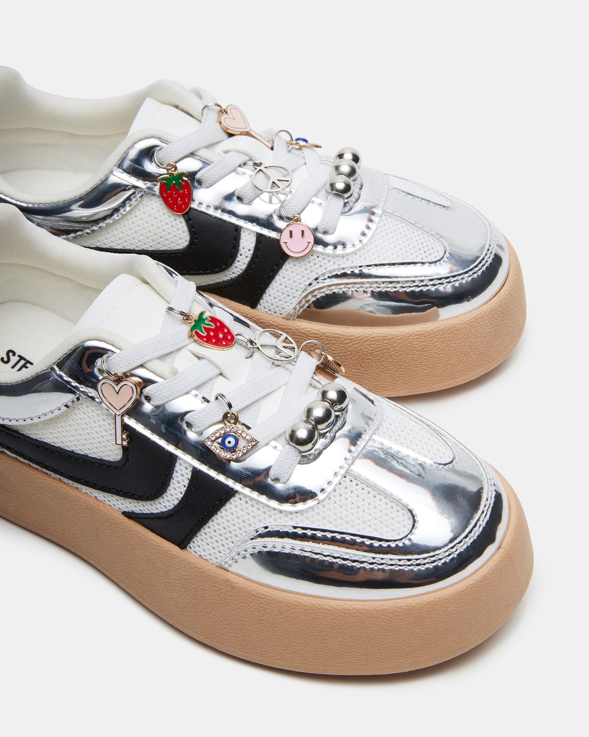 Kids' JERSEY CHARMS Silver Girls' Low-Top Platform Sneaker | Steve Madden online