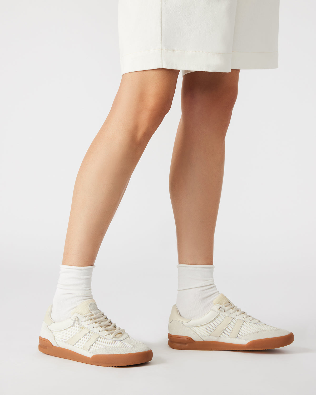 VERDICT White Multi Women's Lace-Up Sneaker | Steve Madden discount