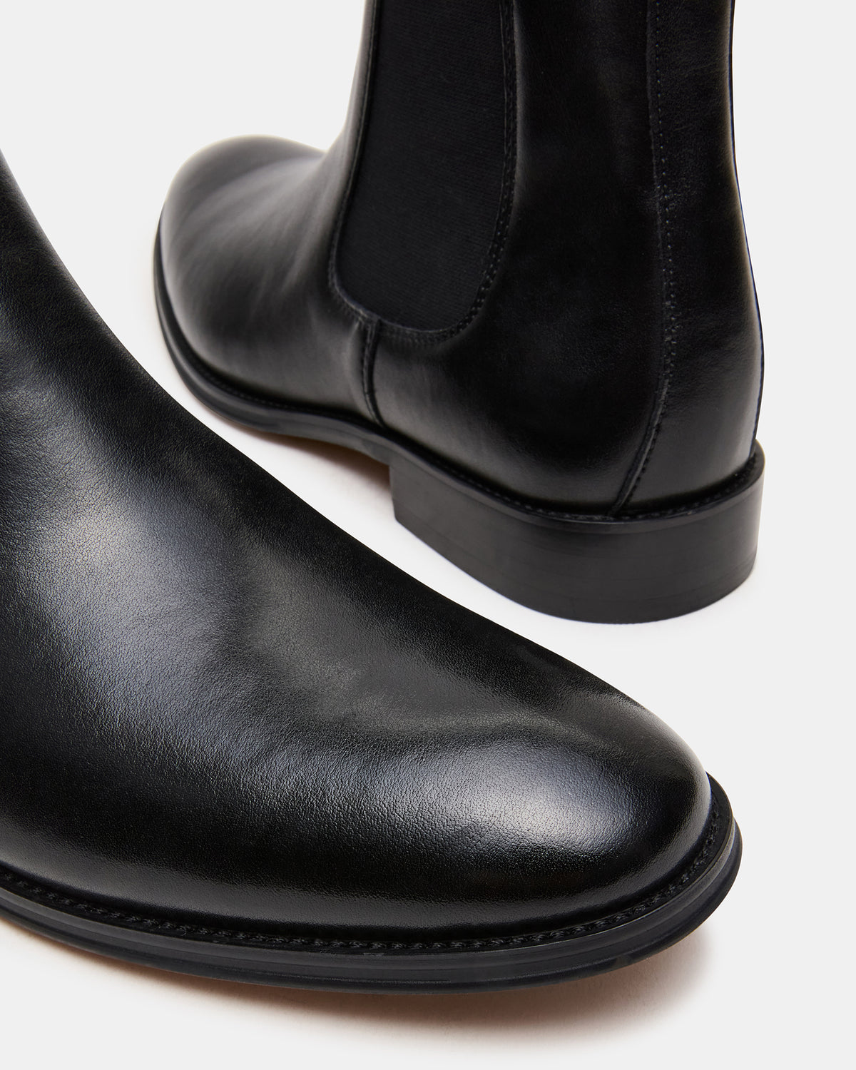 ALDAIR Black Chelsea Men's Ankle Boot | Steve Madden Sale