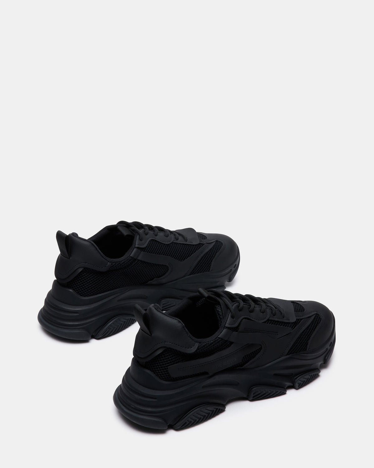 POSSESS Black Low-Top Lace-Up Men's Sneaker | Steve Madden online