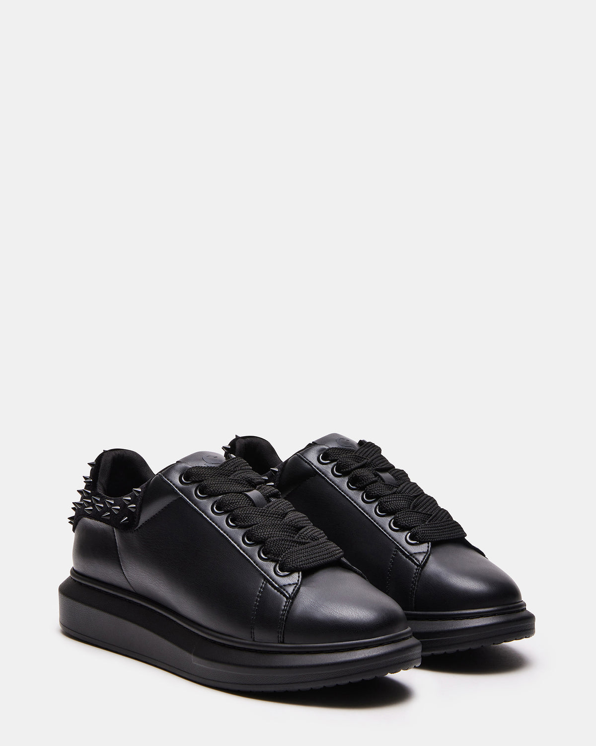 FROSTING Black Velvet Men's Low-Top Lace-Up Sneaker | Steve Madden US
