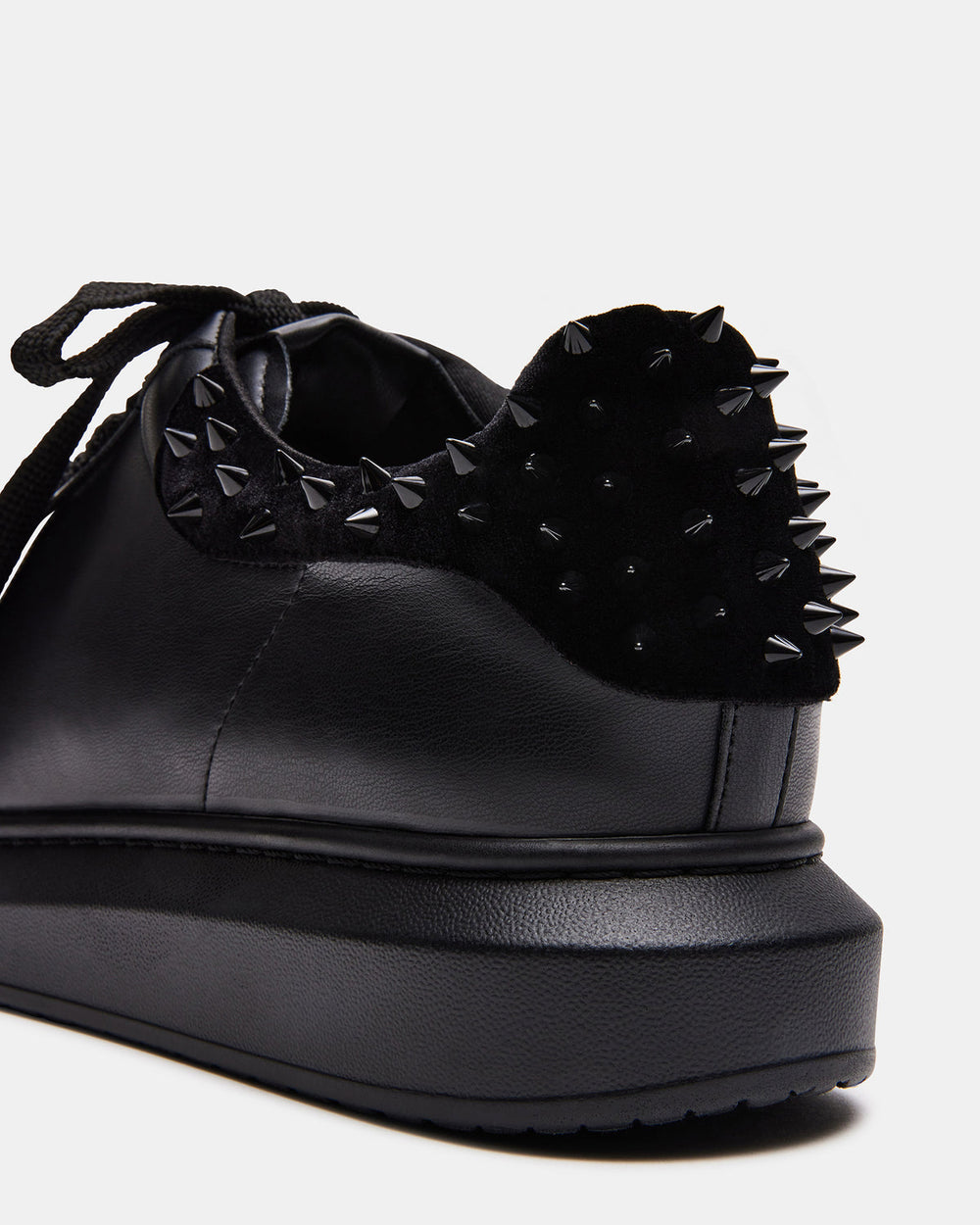 FROSTING Black Velvet Men's Low-Top Lace-Up Sneaker | Steve Madden US
