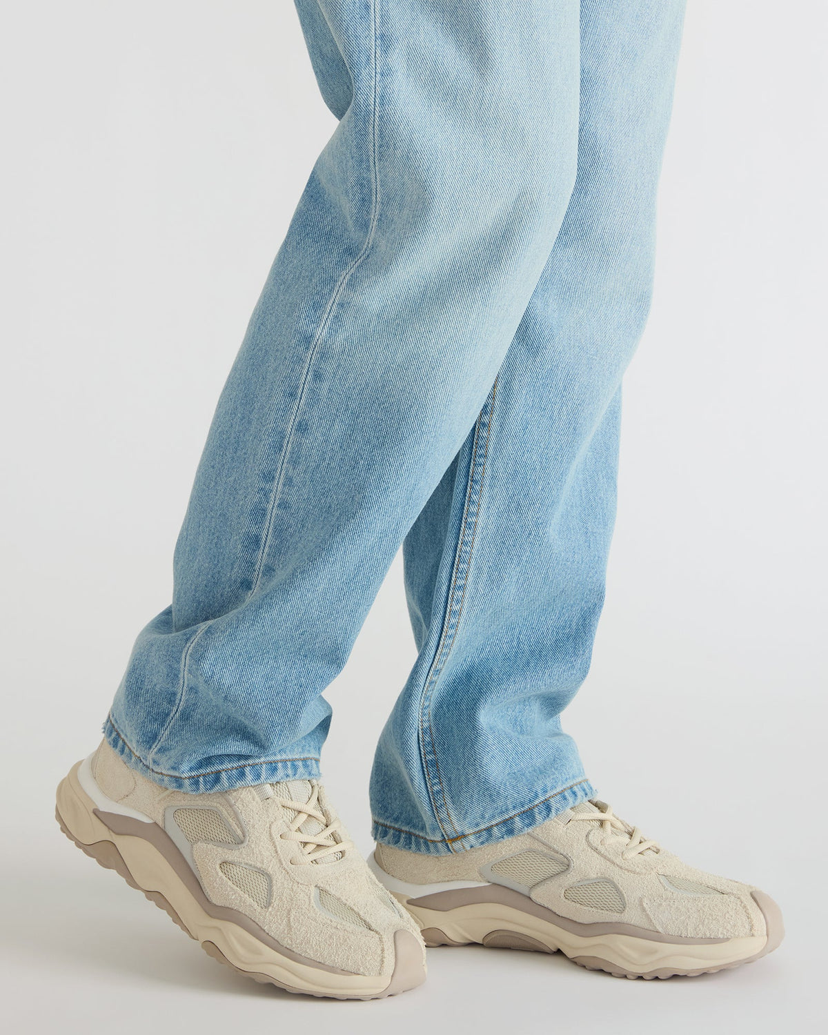 SALVADOR Off-White Low-Top Lace-Up Men's Sneaker | Steve Madden Sale