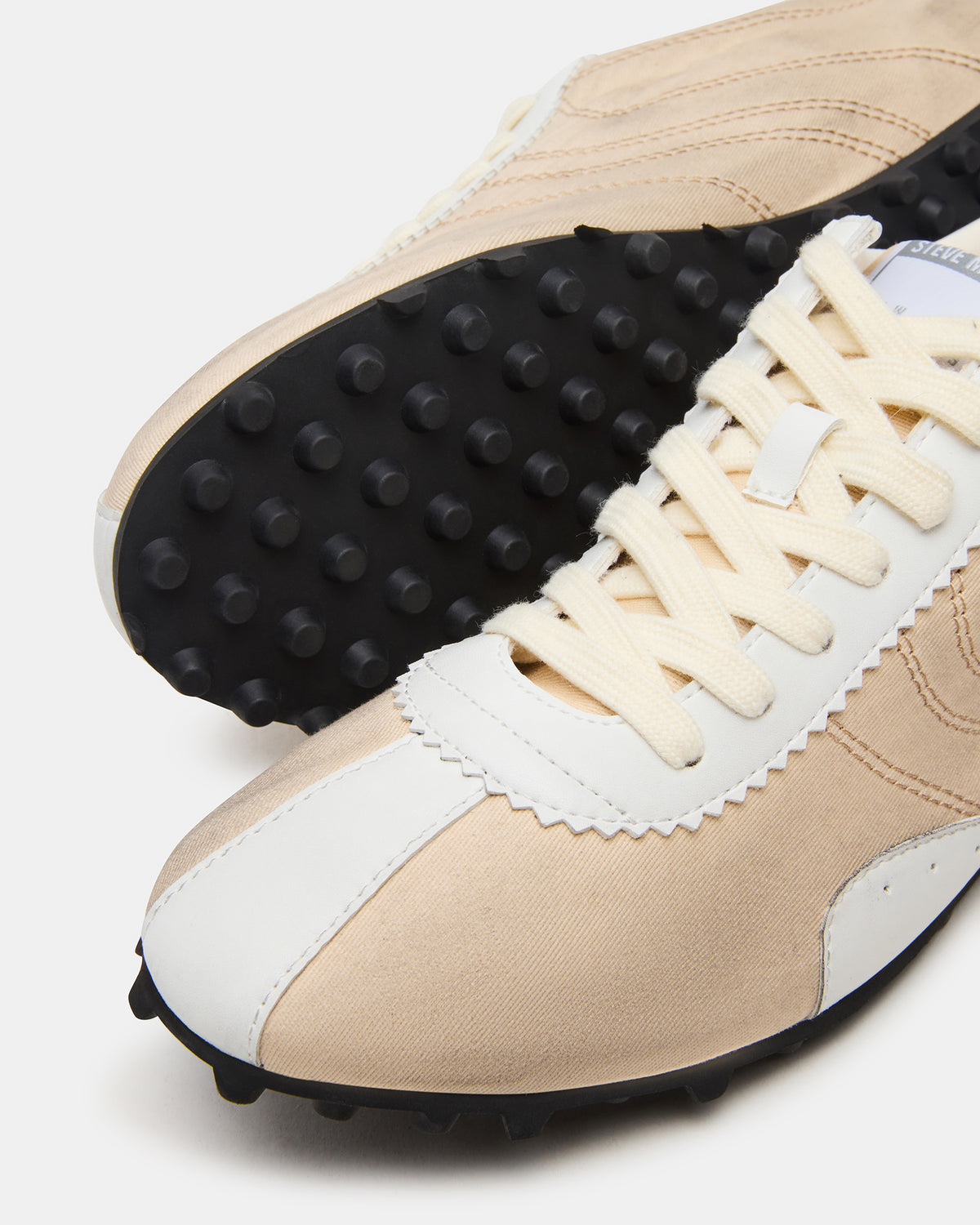 PUZZLE Cream Low-Top Lace-Up Men's Sneaker | Steve Madden US