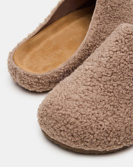 WENDELIN Taupe Faux Shearling Footbed Slip-On Men's Casual Clog | Steve Madden on Sale