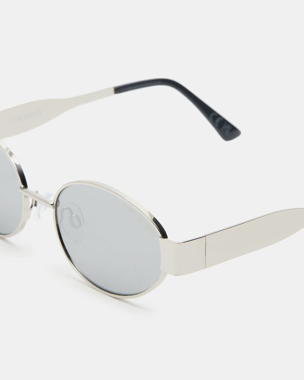MYSTIE Shiny Silver Frame Oval Sunglasses | Steve Madden near me