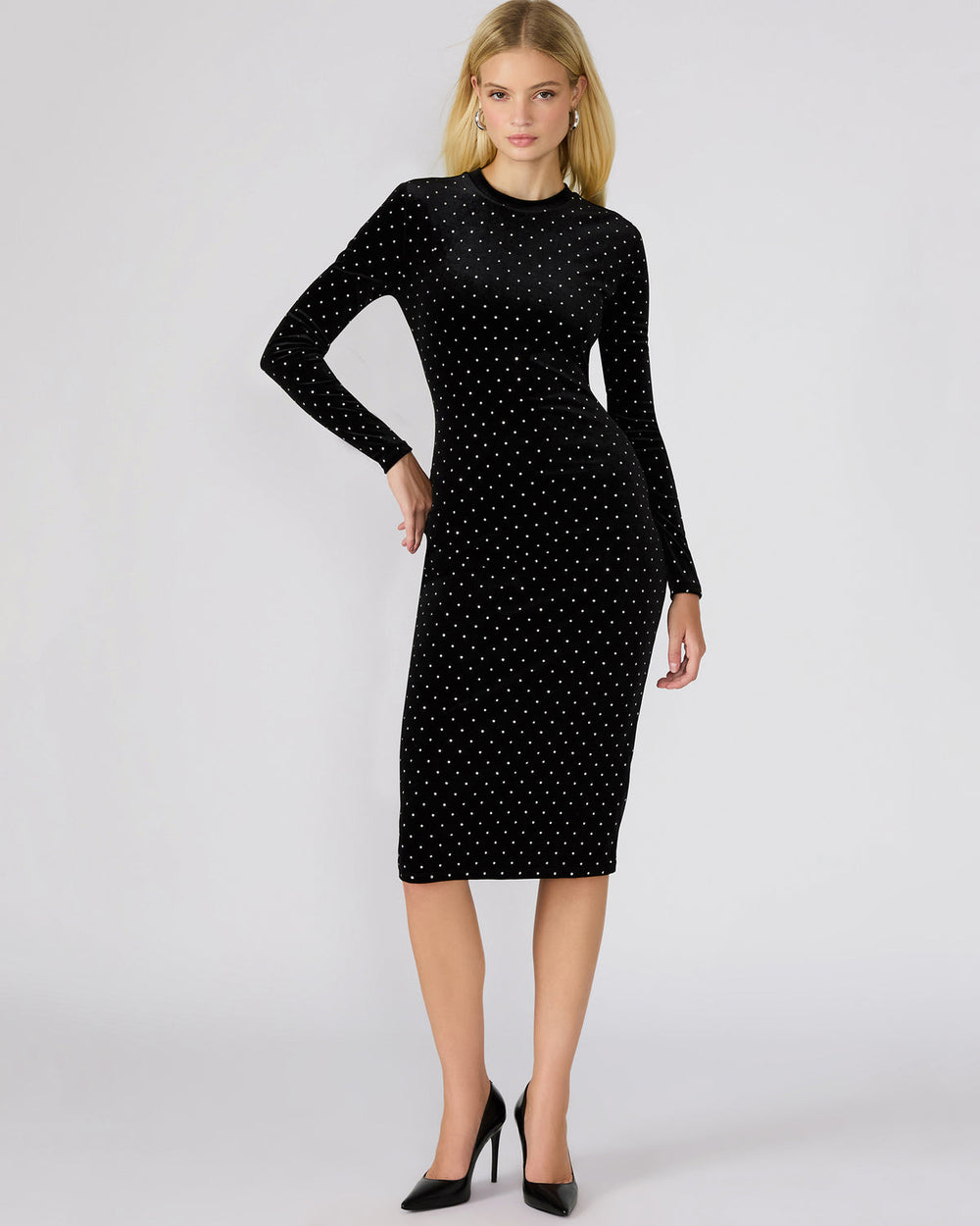 HAILEE Black Studded Velvet Long-Sleeved Pull-On Mock Neck Midi Women's Dress | Steve Madden Sale