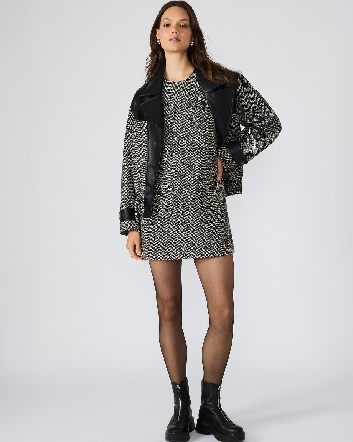 LOUIE Black/White Sleeveless Tweed Mini Women's Dress | Steve Madden outlet