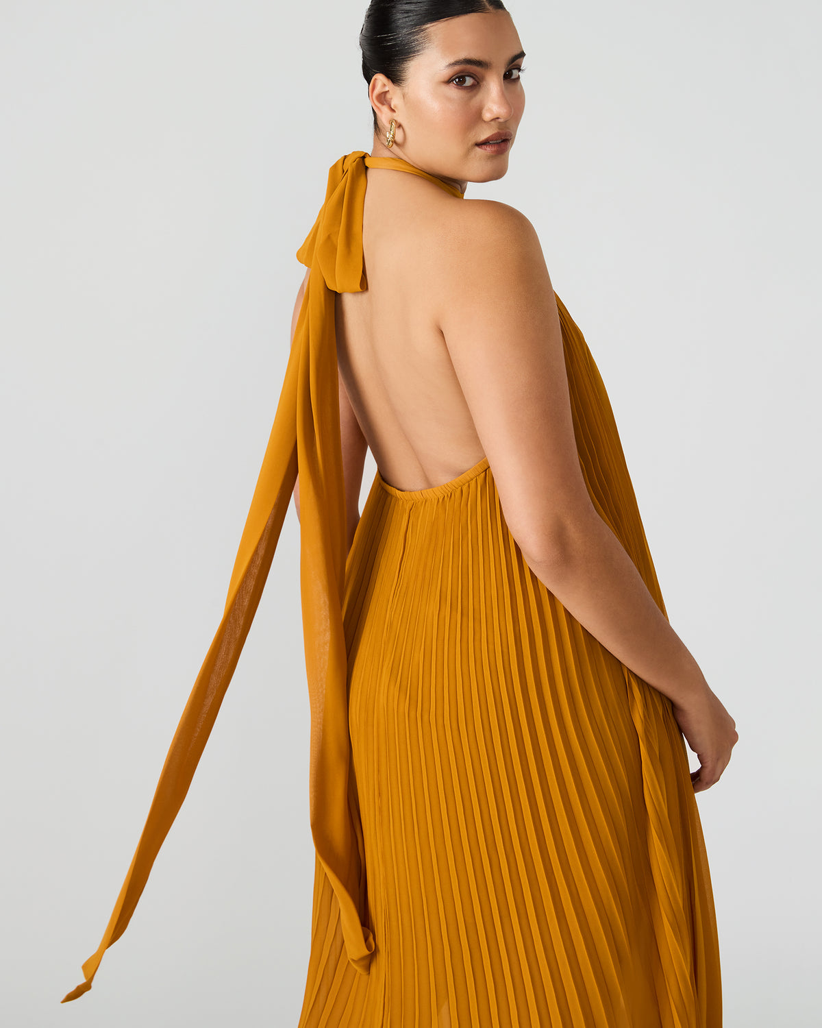 MARAYA Tuscan Gold Flowy Halter Women's Maxi Dress | Steve Madden on Sale