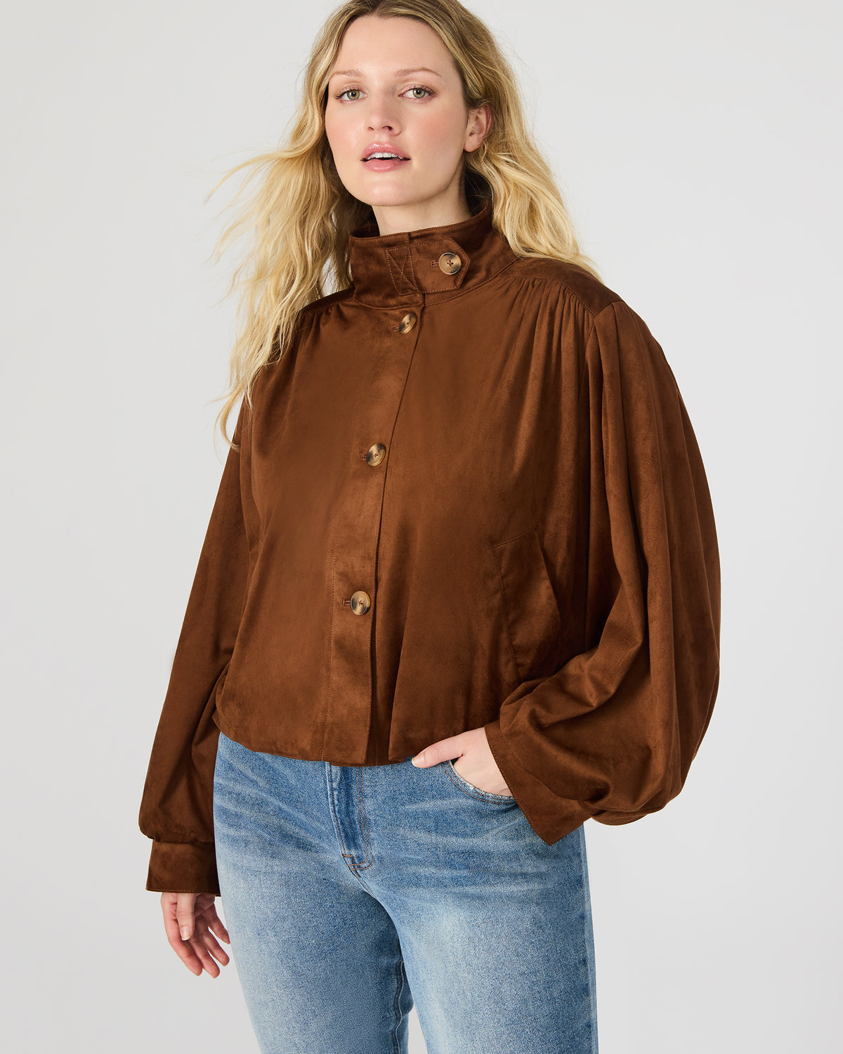 DIERDRA Chicory Coffee Long-Sleeved Button-Up Women's Jacket | Steve Madden near me