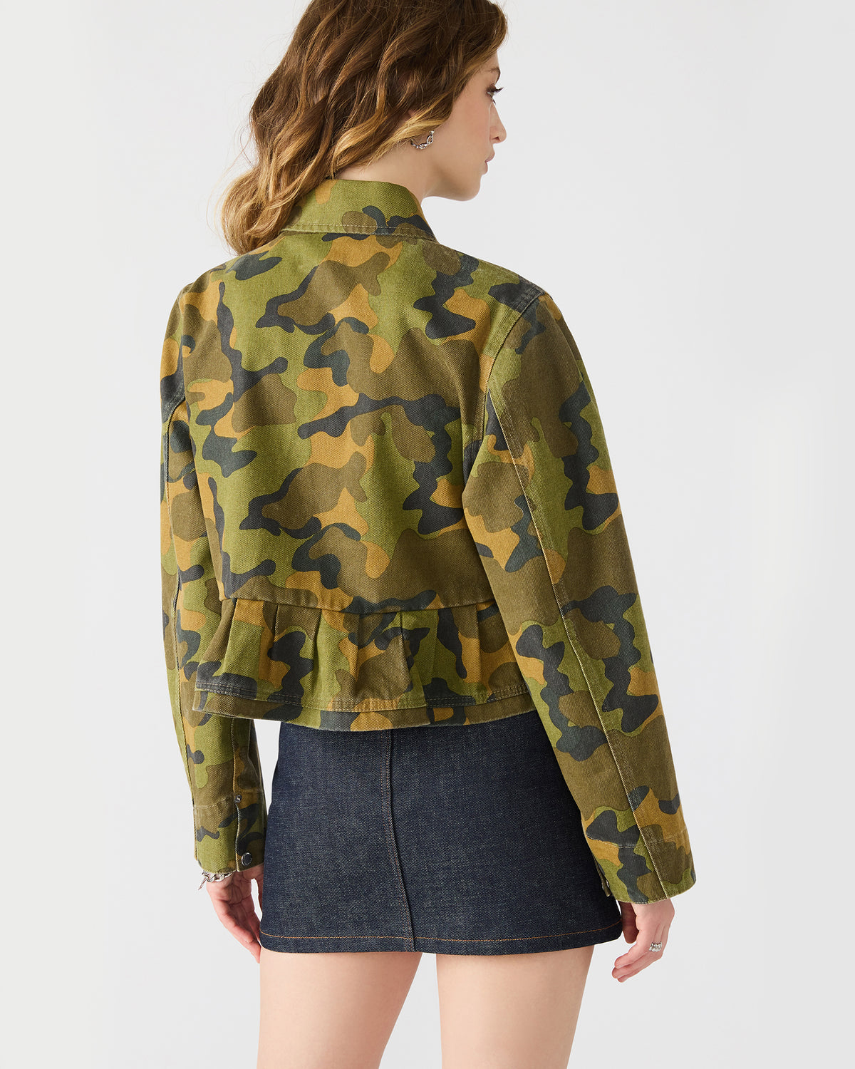 SLOAN Camouflage Long-Sleeved Zip-Up Women's Jacket | Steve Madden US