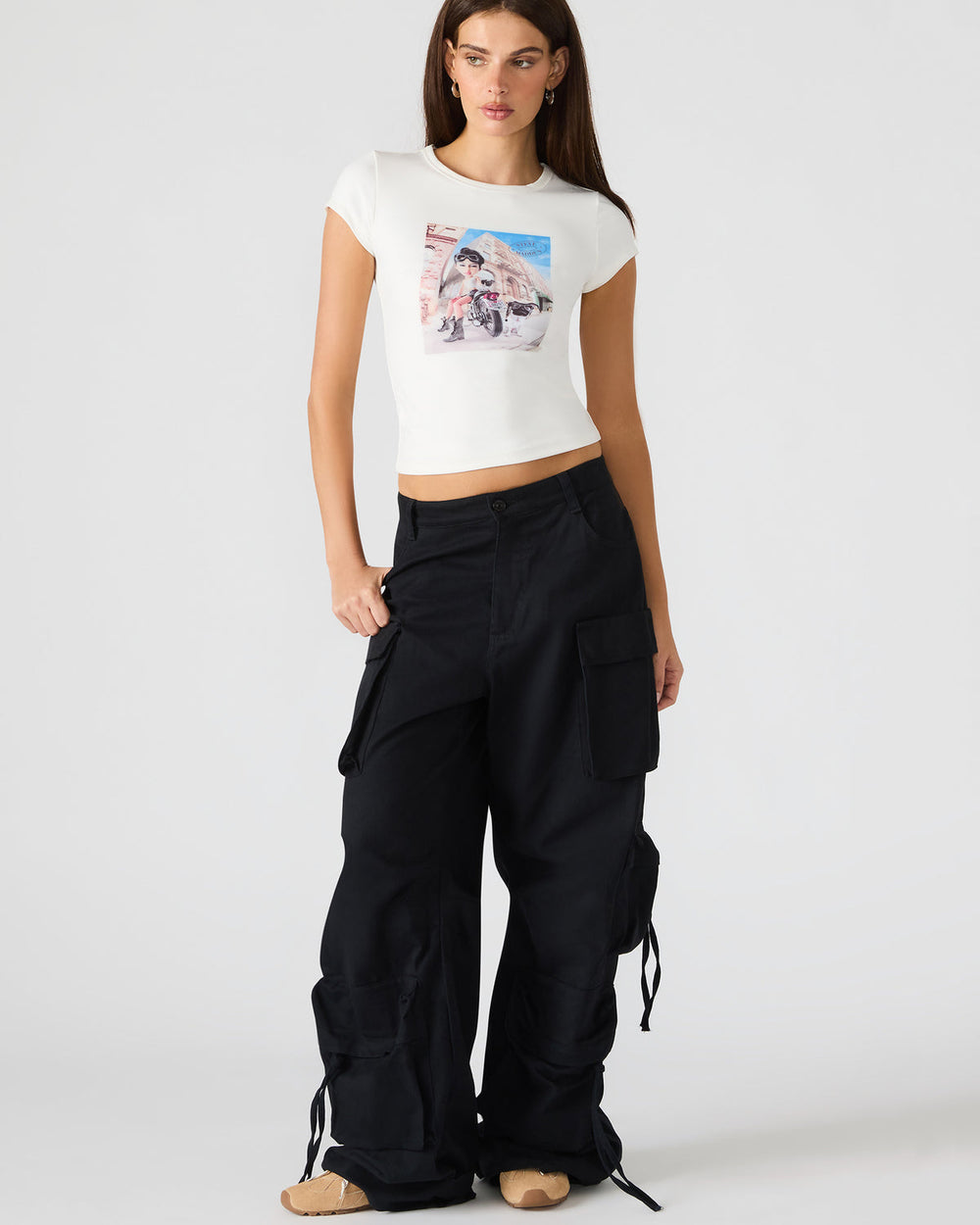 GOLDIE Antique Short-Sleeved Graphic Tee Form-Fitting Women's Top | Steve Madden discount
