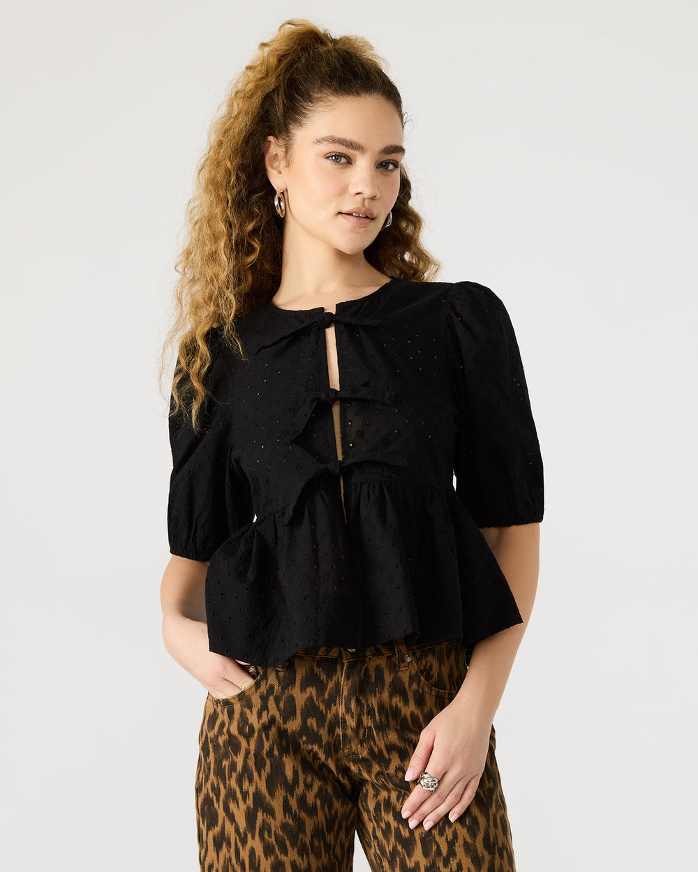 PAULA Top Black Short-Sleeved Tie-Front Eyelet Top | Steve Madden US