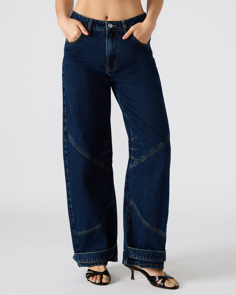 TRE Dark Denim Barrel Women's Jean | Steve Madden online