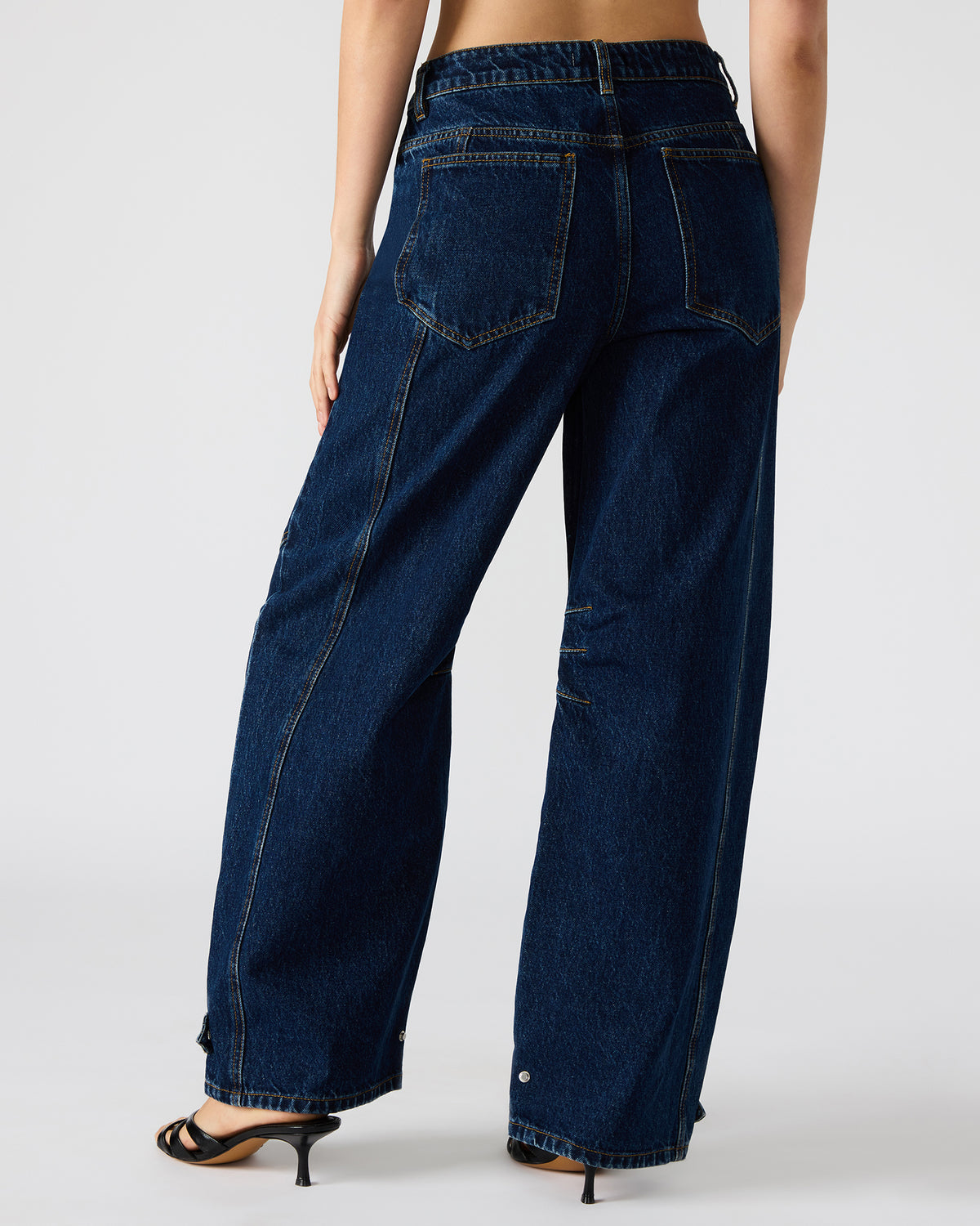 TRE Dark Denim Barrel Women's Jean | Steve Madden online