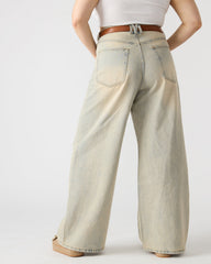 MAGNUS Women's Washed Denim Wide-Leg Jeans | Steve Madden Sale